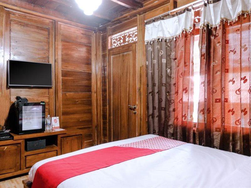 Capital O 892 Grand Pujon View Hotel And Resort Batu  Kültér fotó