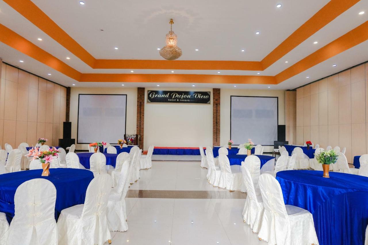 Capital O 892 Grand Pujon View Hotel And Resort Batu  Kültér fotó