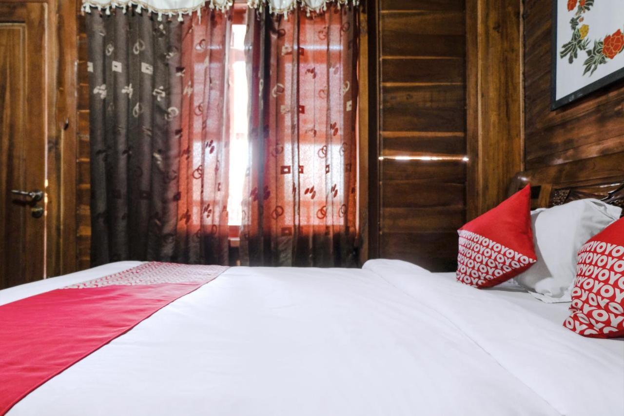 Capital O 892 Grand Pujon View Hotel And Resort Batu  Kültér fotó