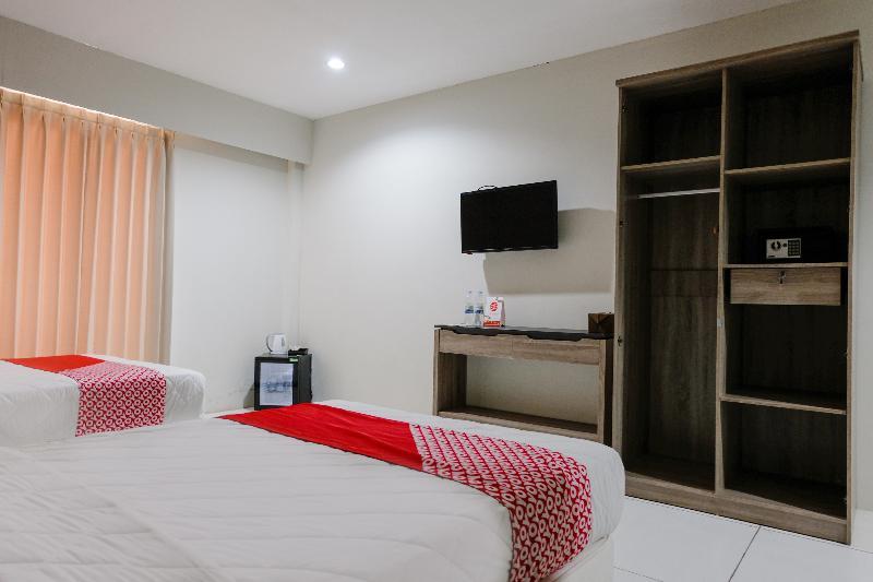 Capital O 892 Grand Pujon View Hotel And Resort Batu  Kültér fotó